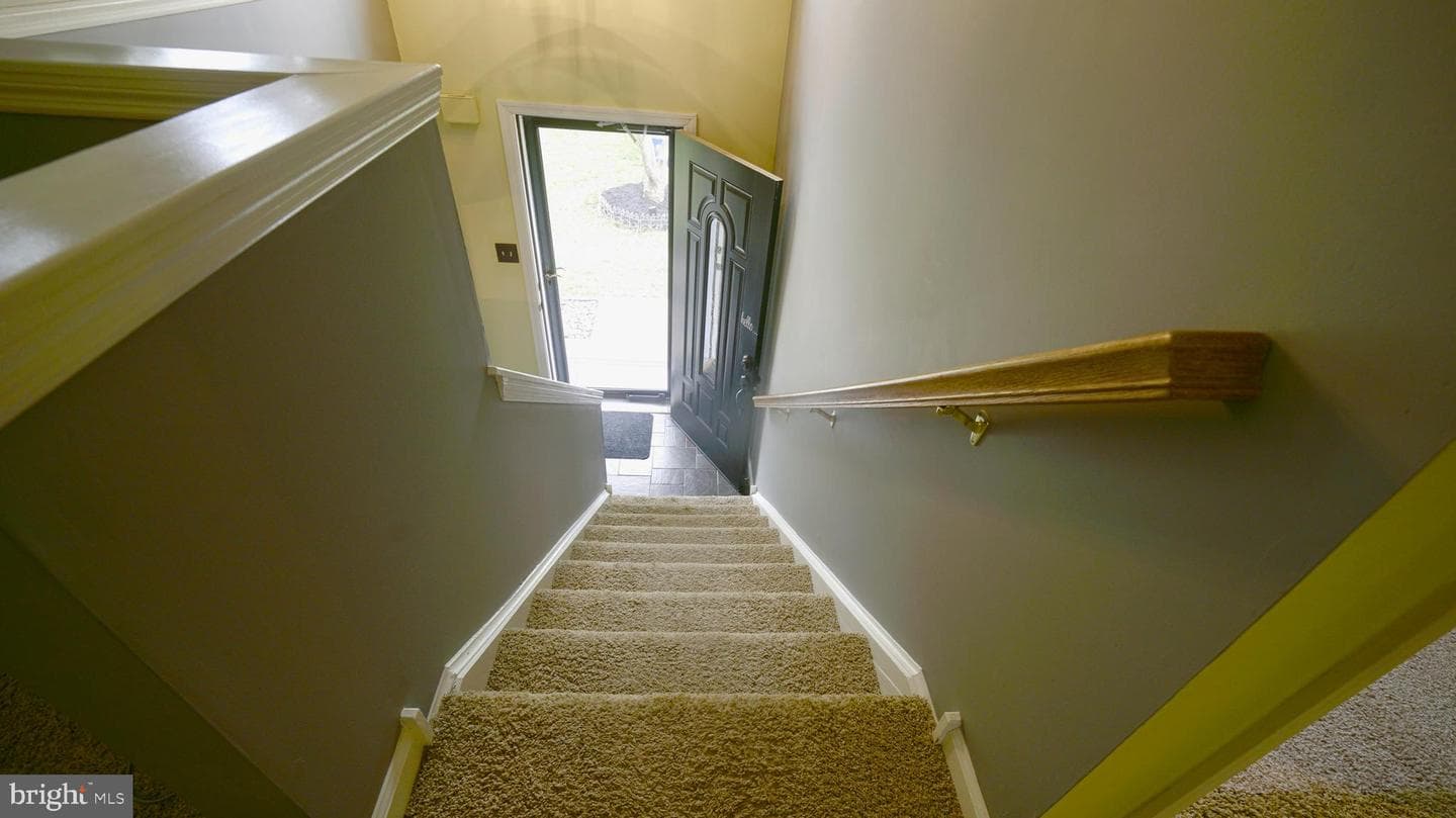 700 King Pen Road photo 12