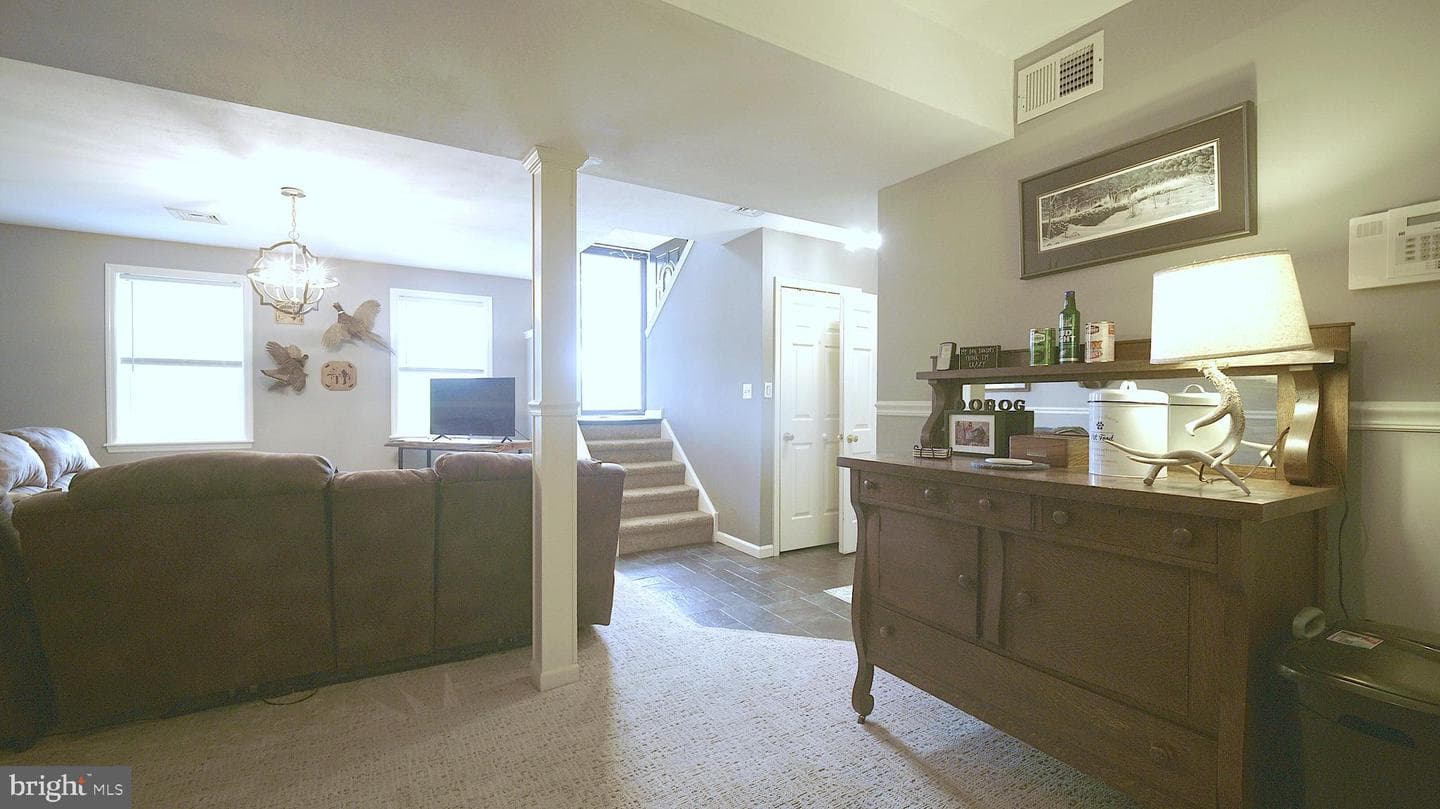 700 King Pen Road photo 17