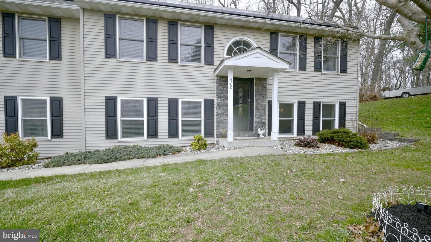 700 King Pen Road, Kirkwood