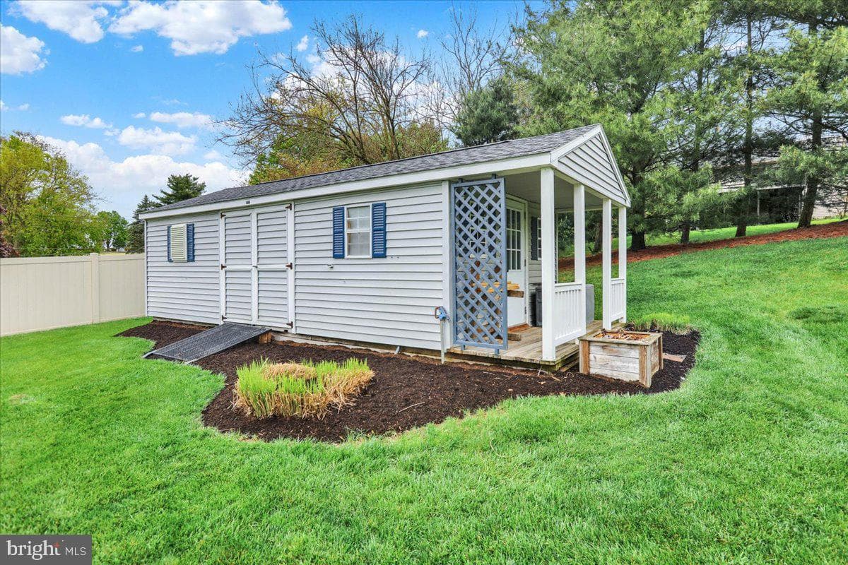 201 Cedar Hollow photo 44