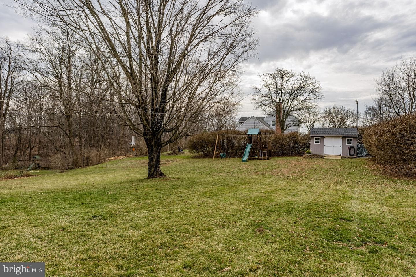 646 W Brubaker Valley Road photo 17