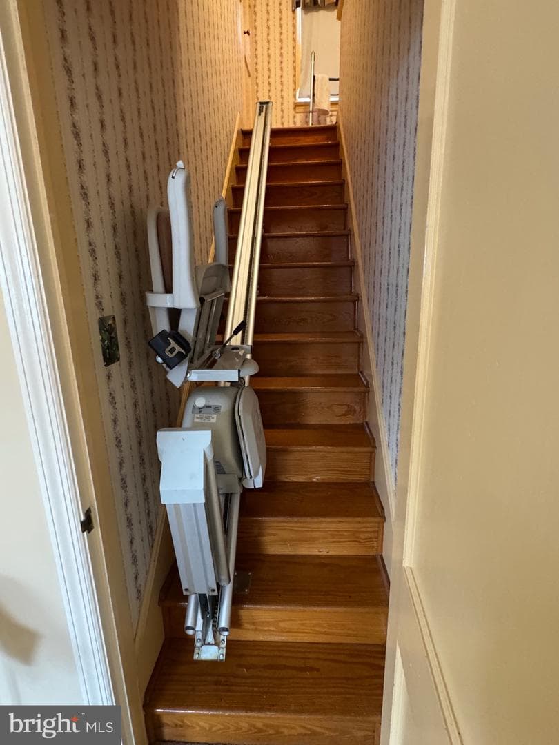 86 Village Drive photo 22