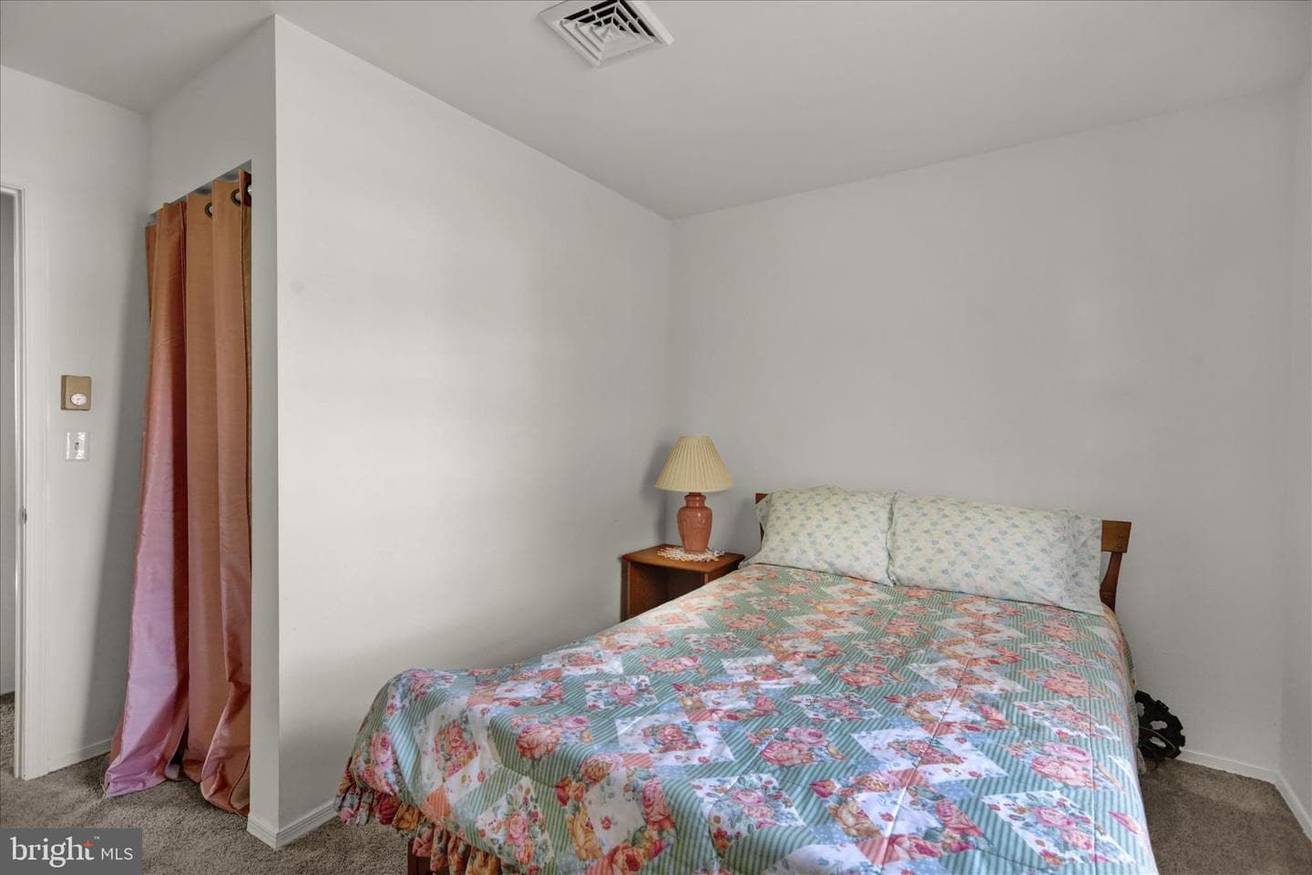 1818 Sturbridge Drive photo 36