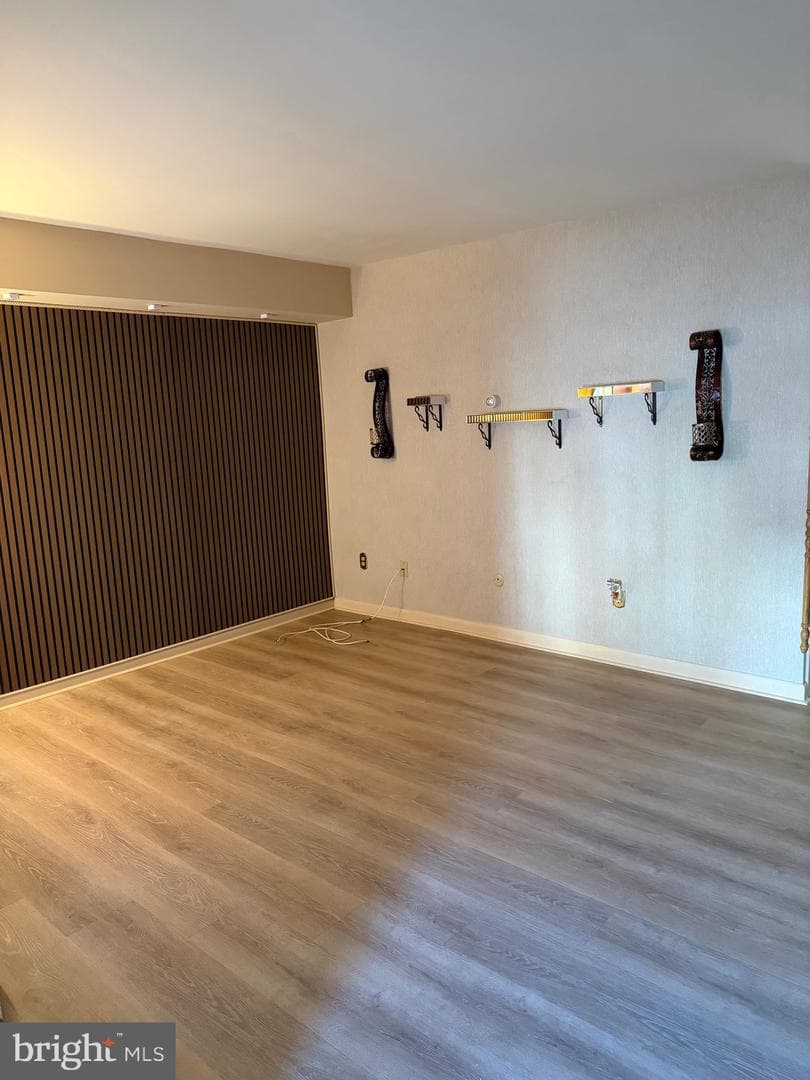 1304 Blue Jay Drive photo 4