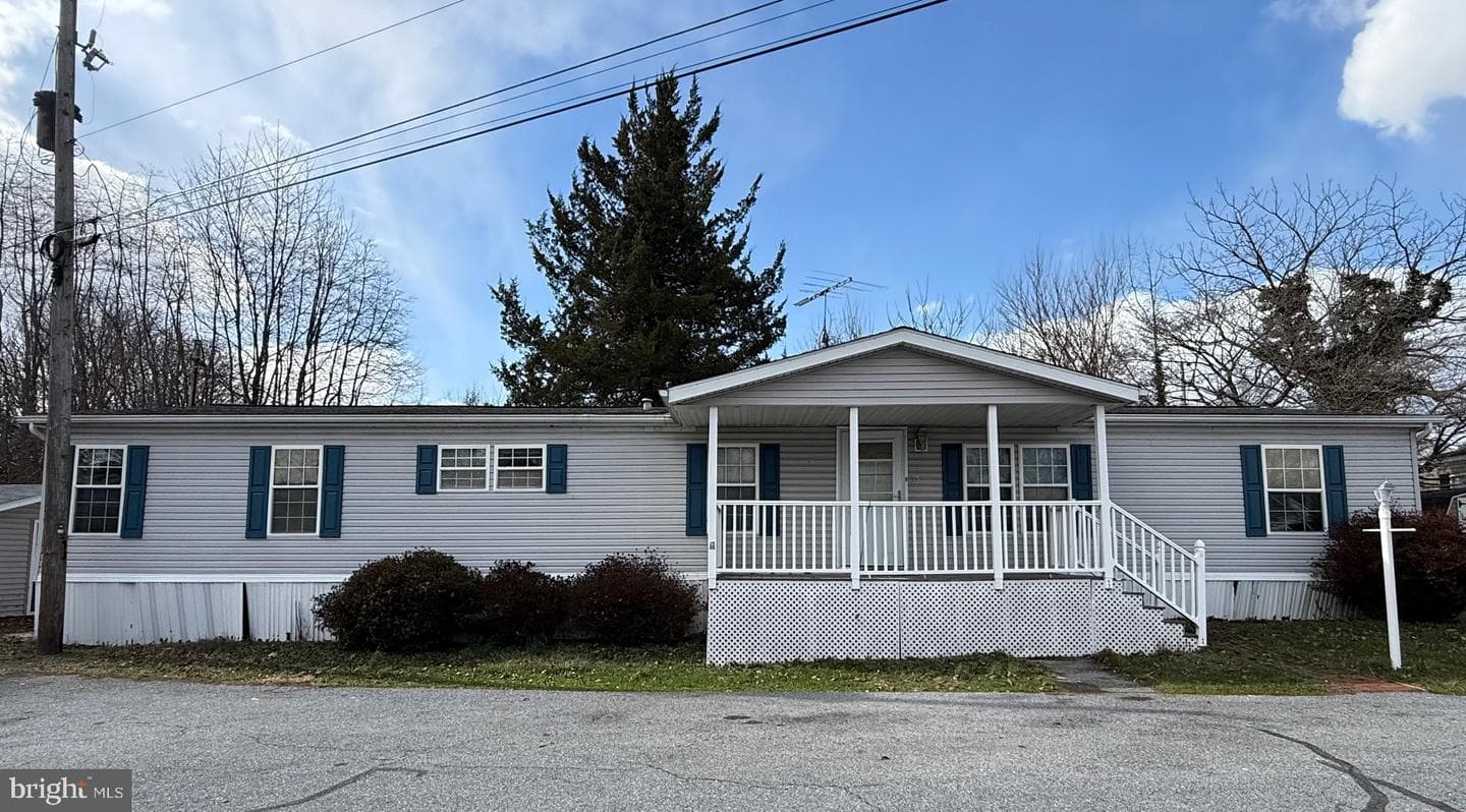 15 Crystal Drive