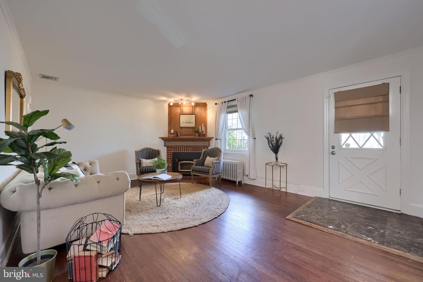 1026 W Ross Street photo 13