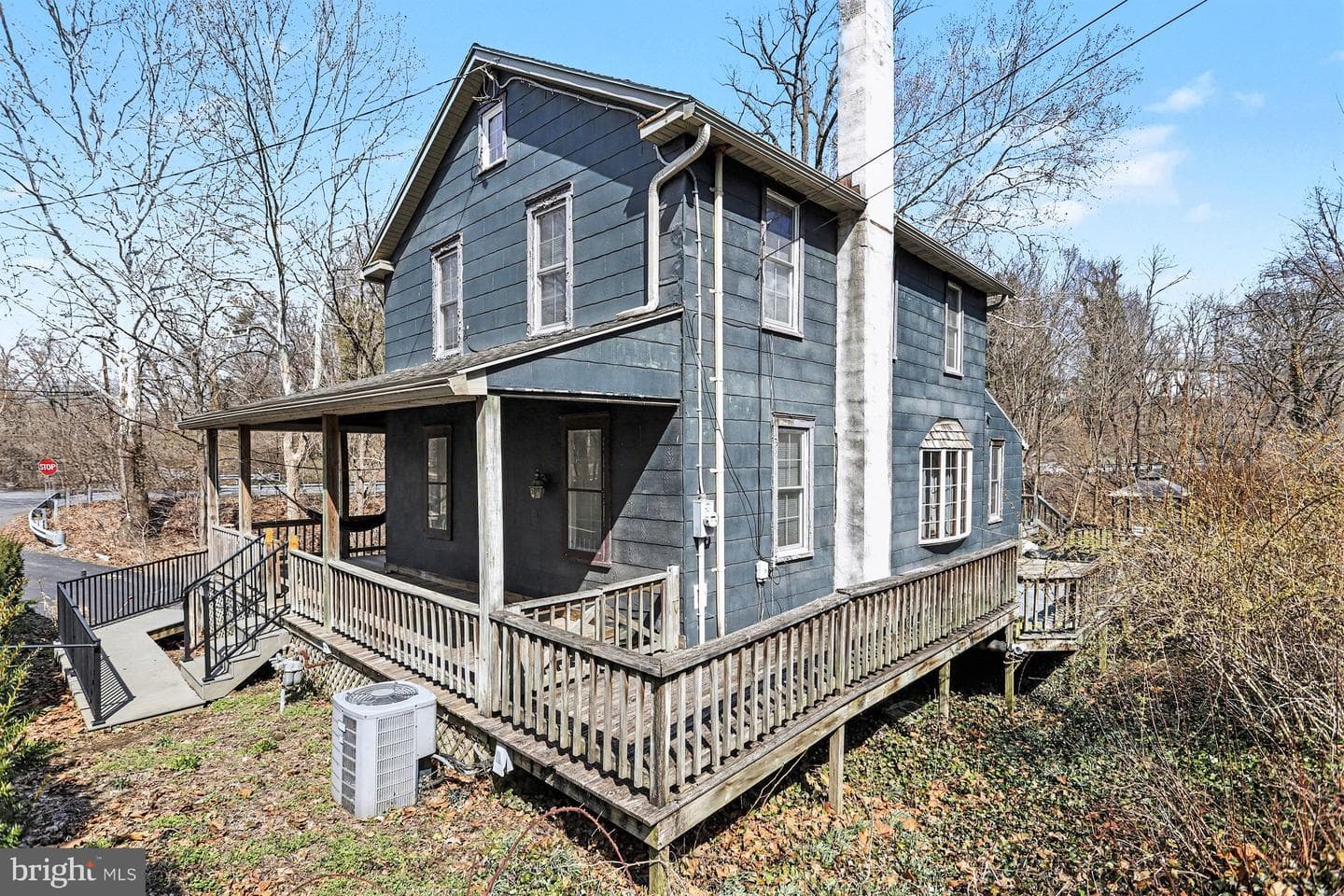 857 Willow Road photo 4
