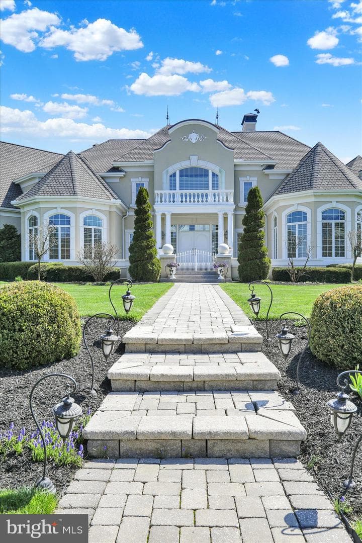 1000 Bluestone Drive photo 5