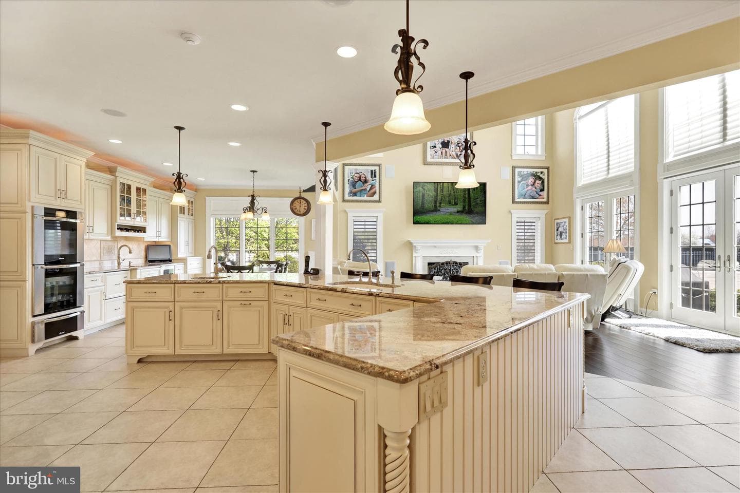 1000 Bluestone Drive photo 58