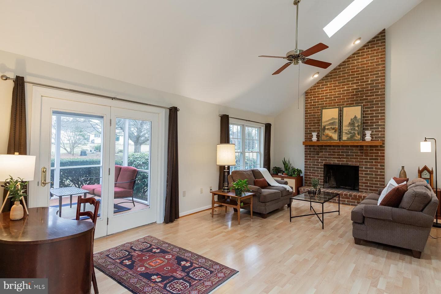 537 Randolph Drive photo 20