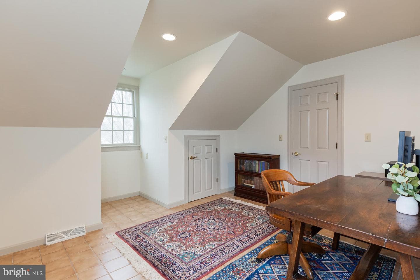 537 Randolph Drive photo 45