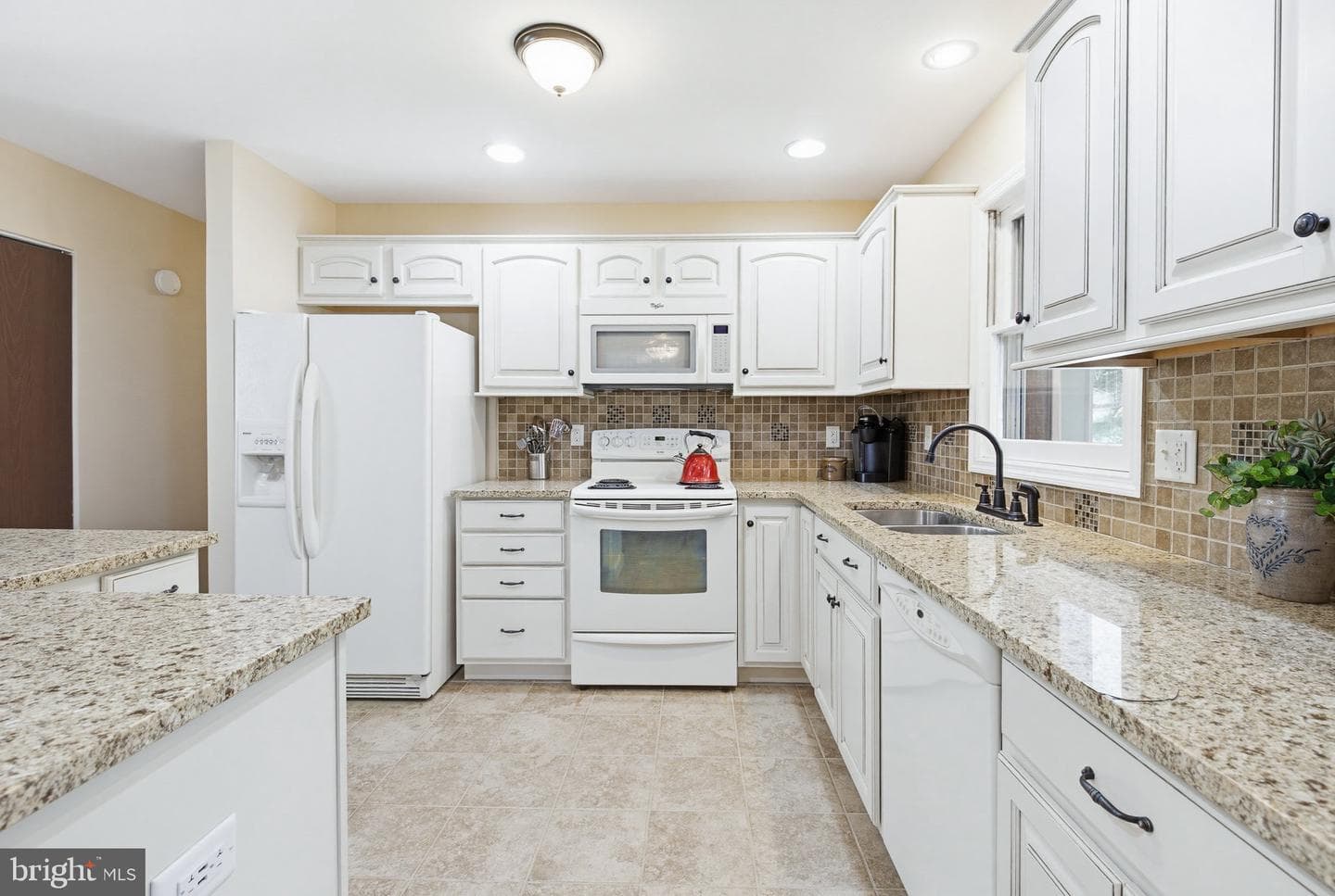 662 Bedington Circle photo 16