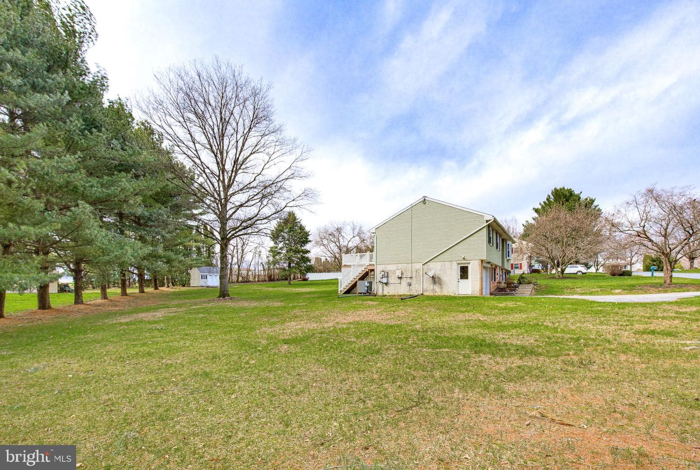 662 Bedington Circle photo 38