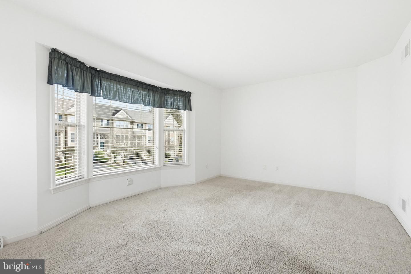 674 Royal View Drive photo 24