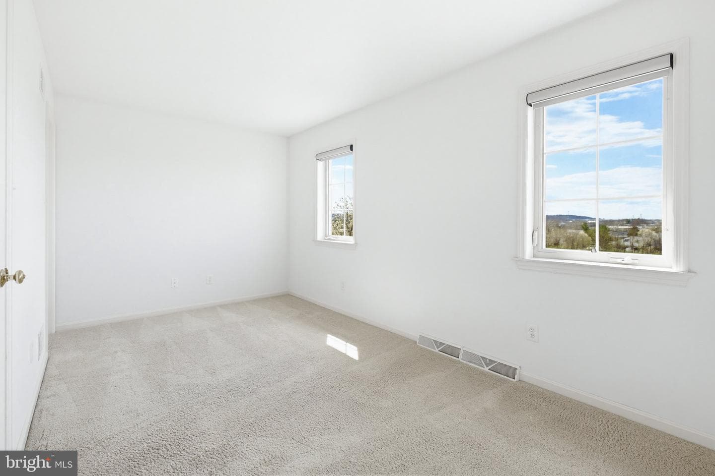 674 Royal View Drive photo 26