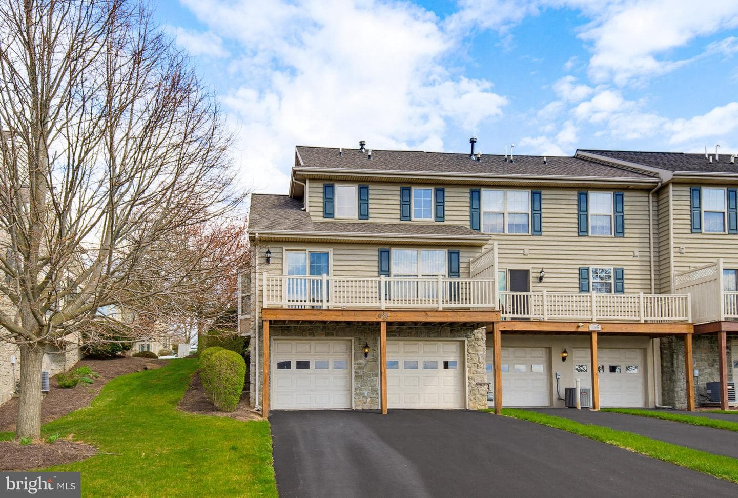 674 Royal View Drive photo 41