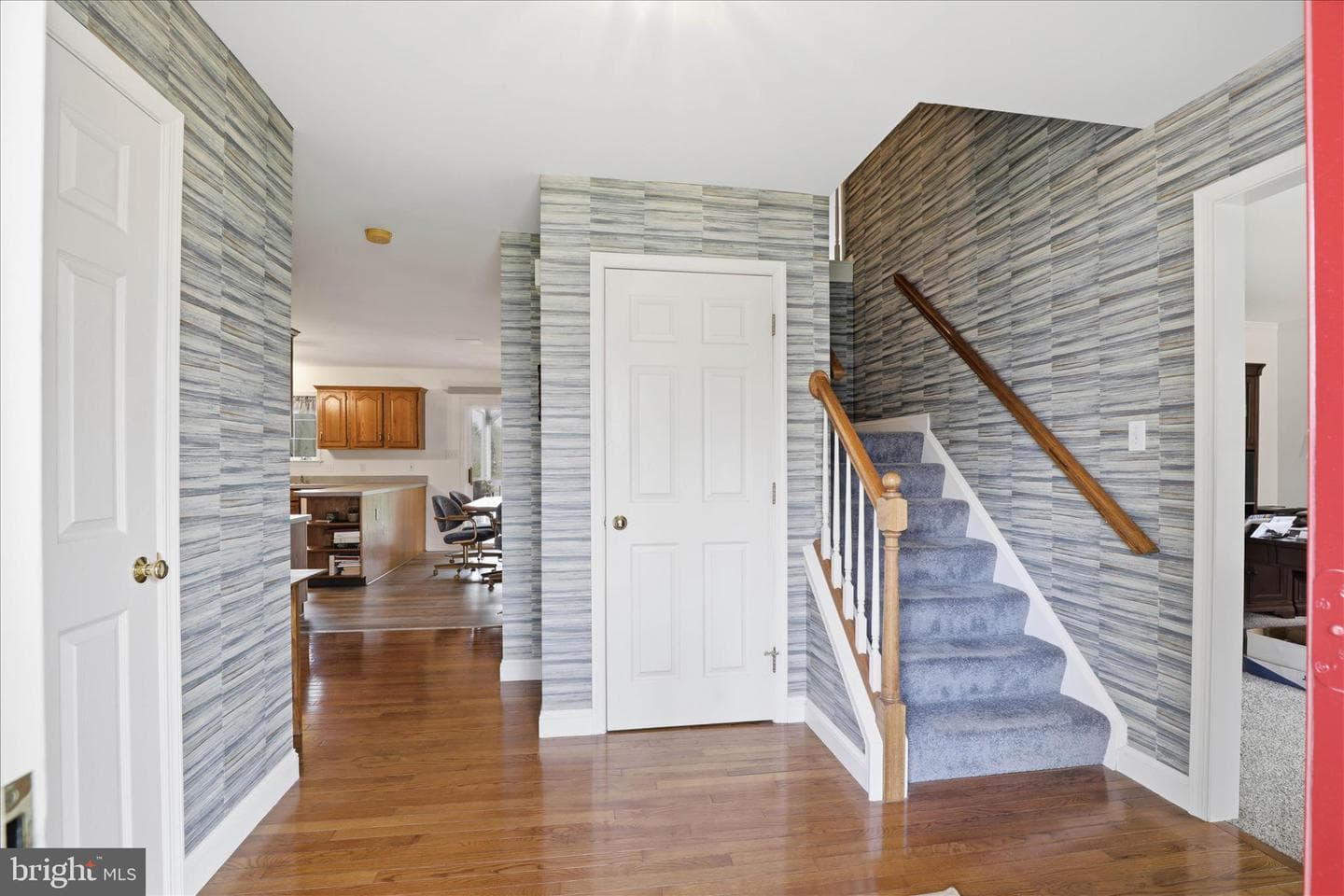 105 Park Place photo 15