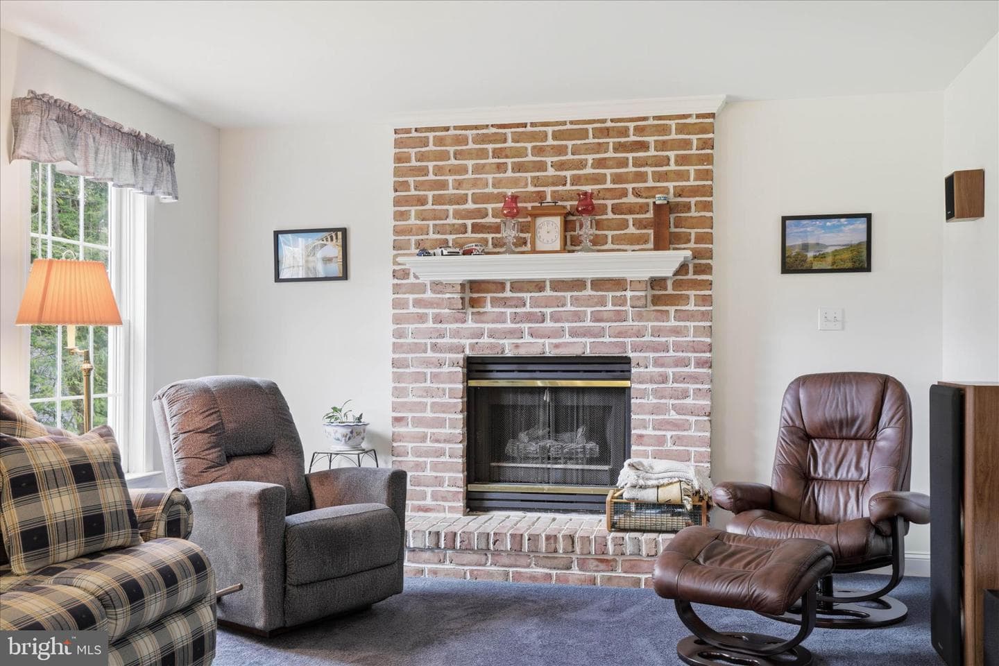 105 Park Place photo 23