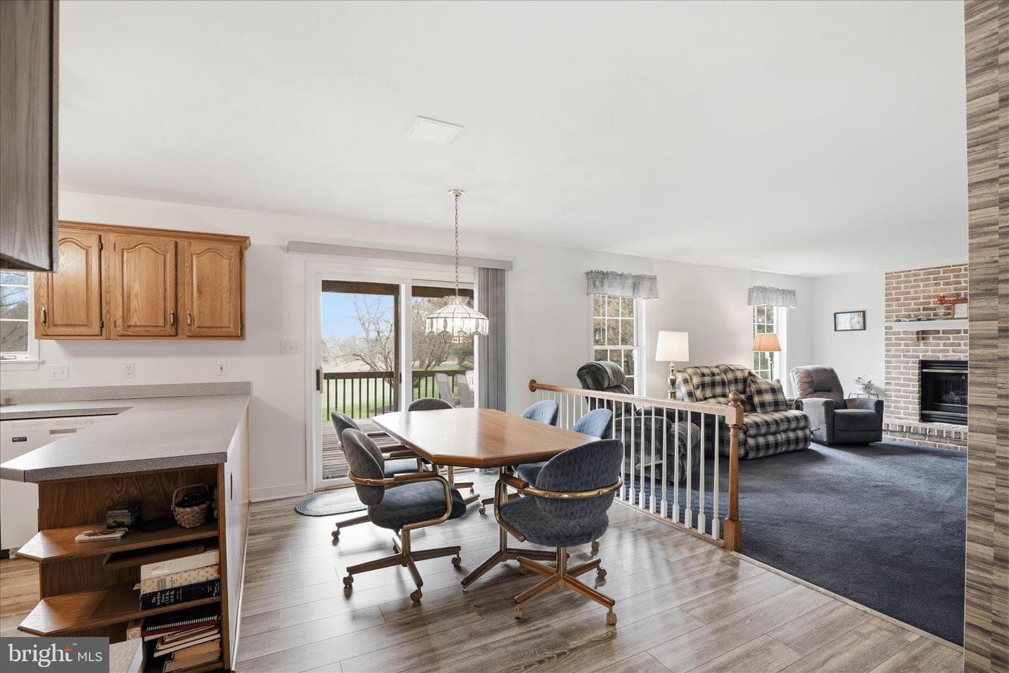 105 Park Place photo 25