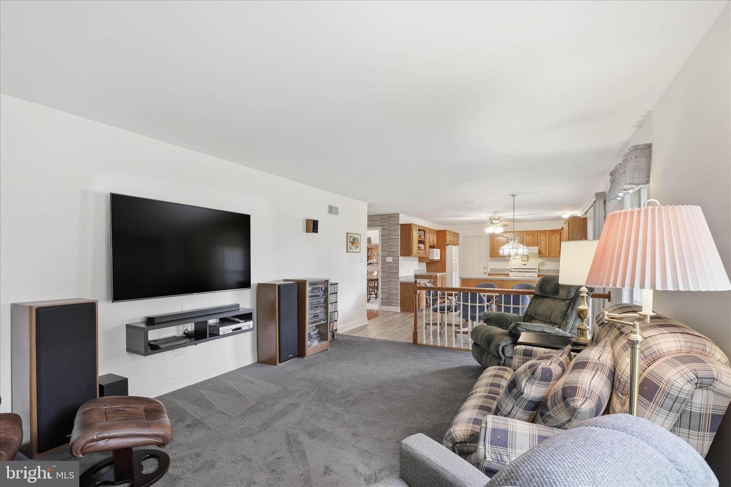 105 Park Place photo 32