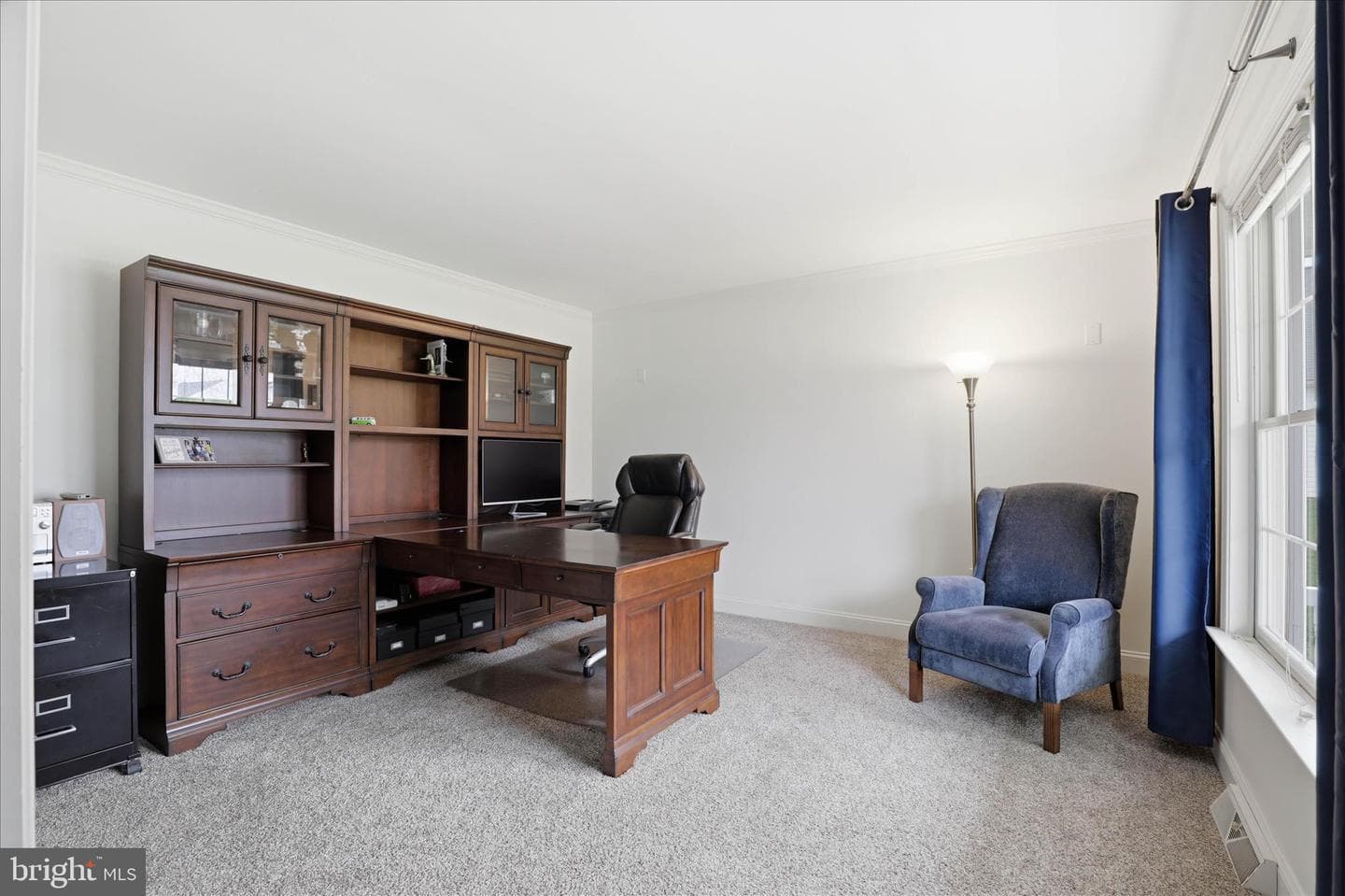 105 Park Place photo 33