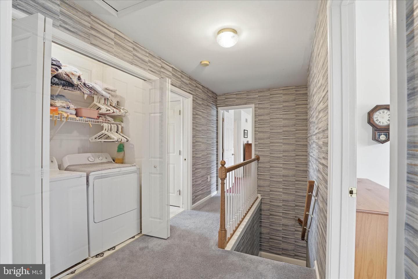 105 Park Place photo 35
