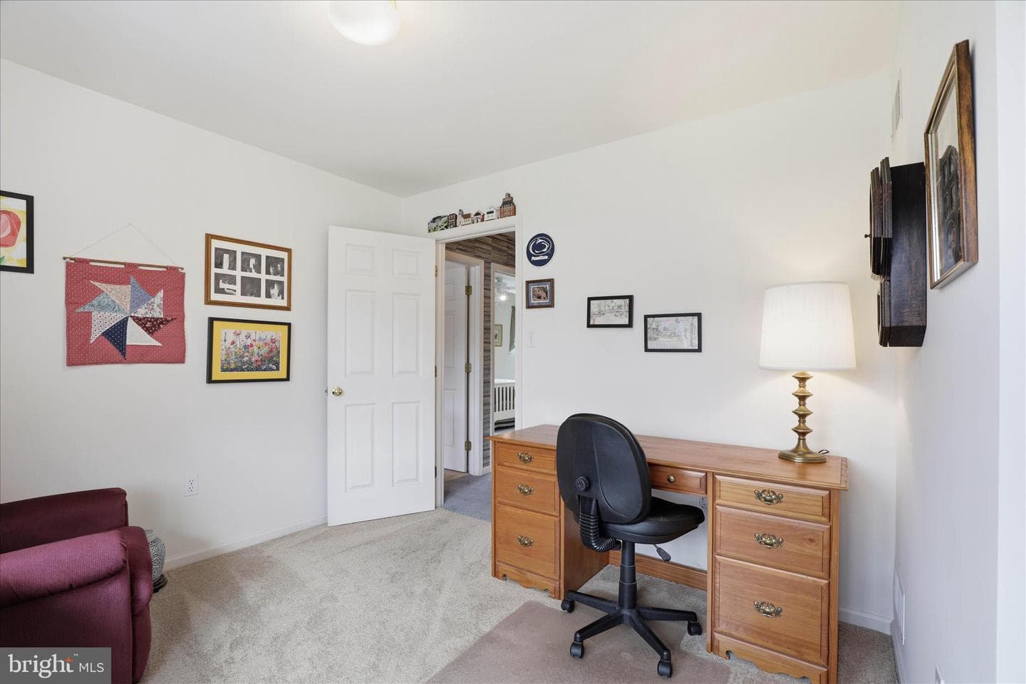 105 Park Place photo 54