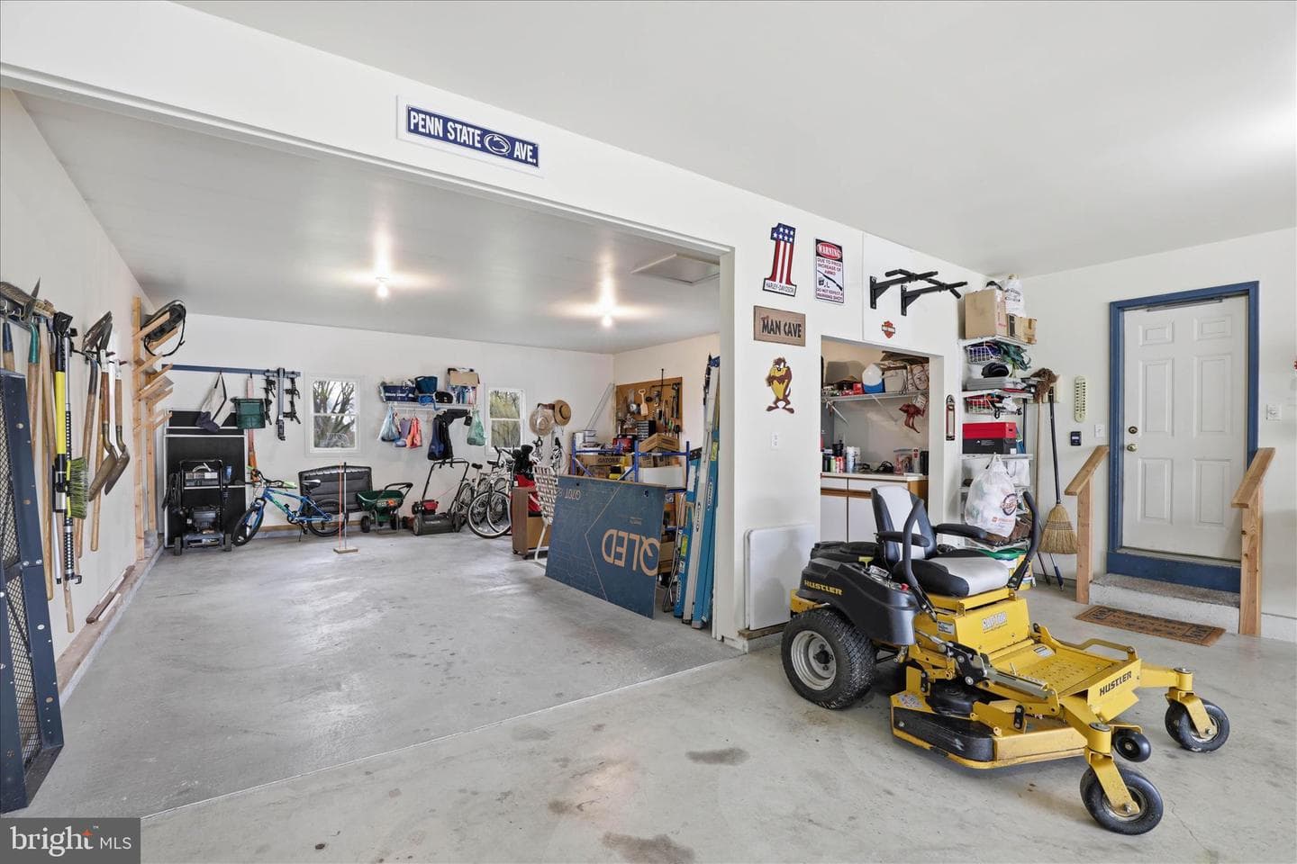 105 Park Place photo 62
