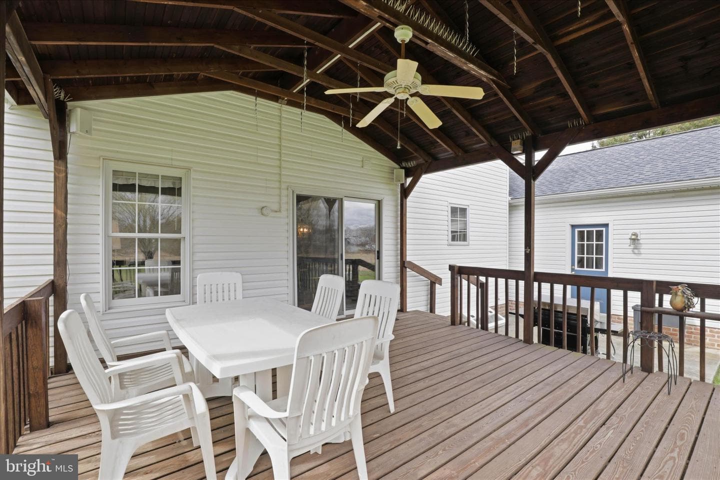 105 Park Place photo 65