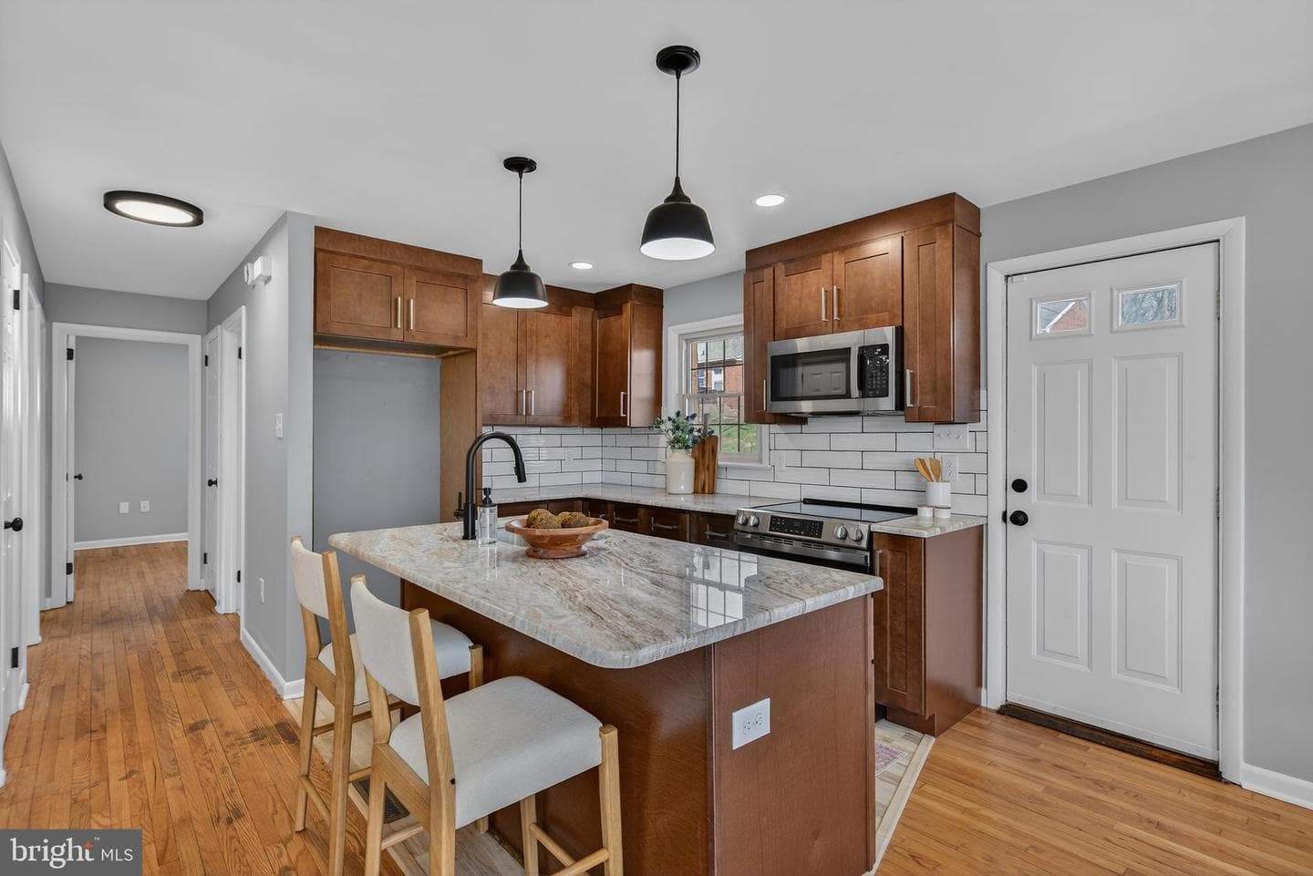 1019 Hager Street photo 10