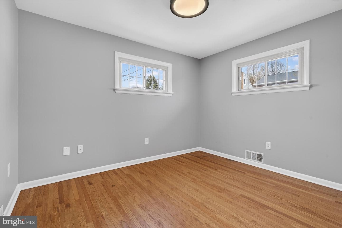 1019 Hager Street photo 18