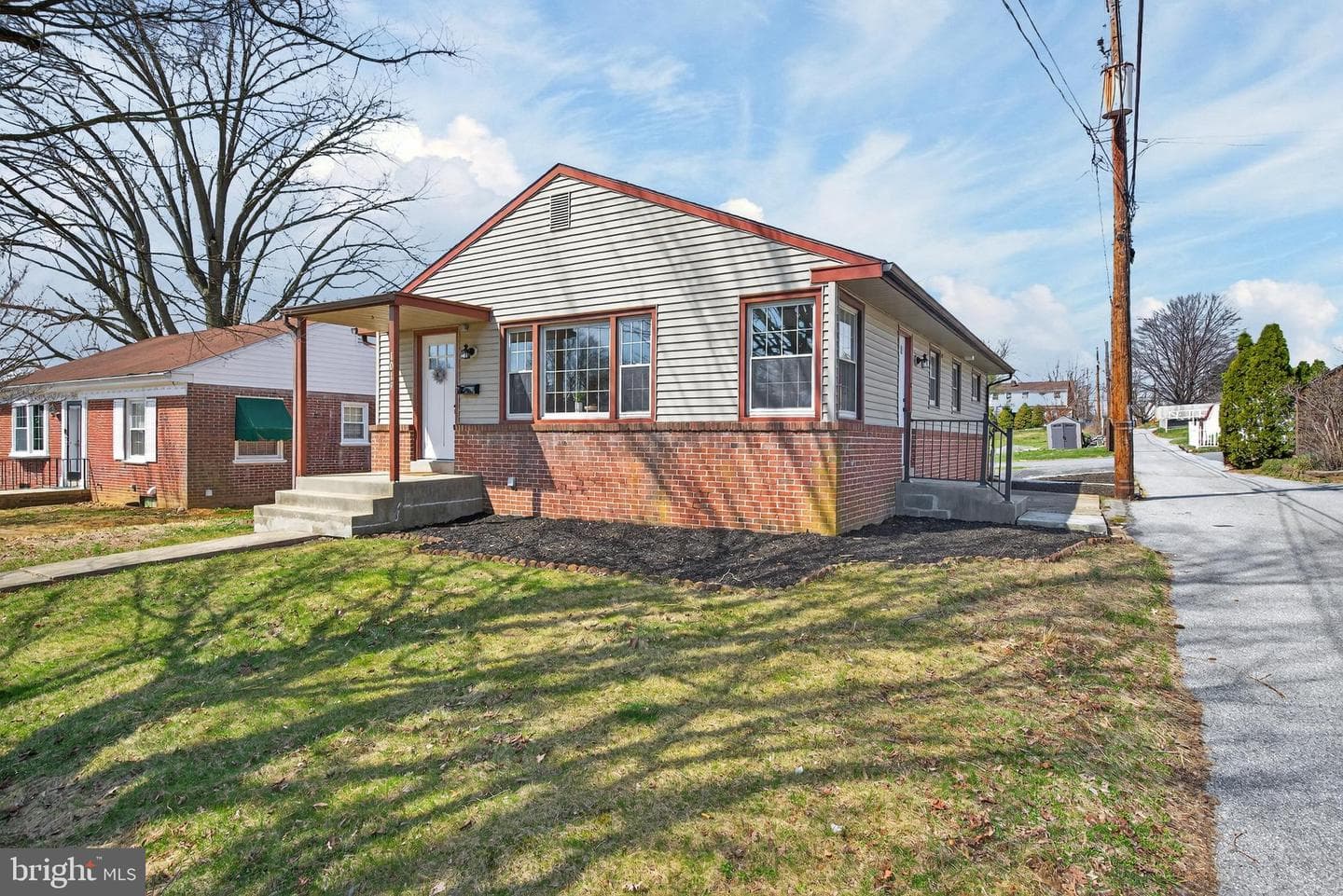 1019 Hager Street photo 3