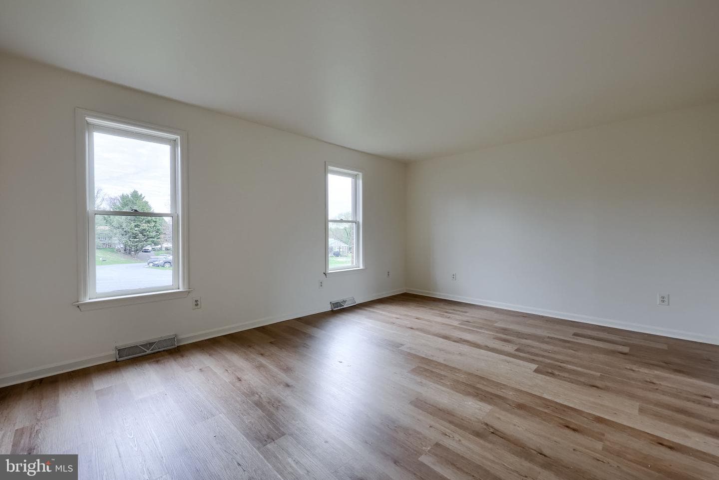 1001 Rebecca Drive photo 16