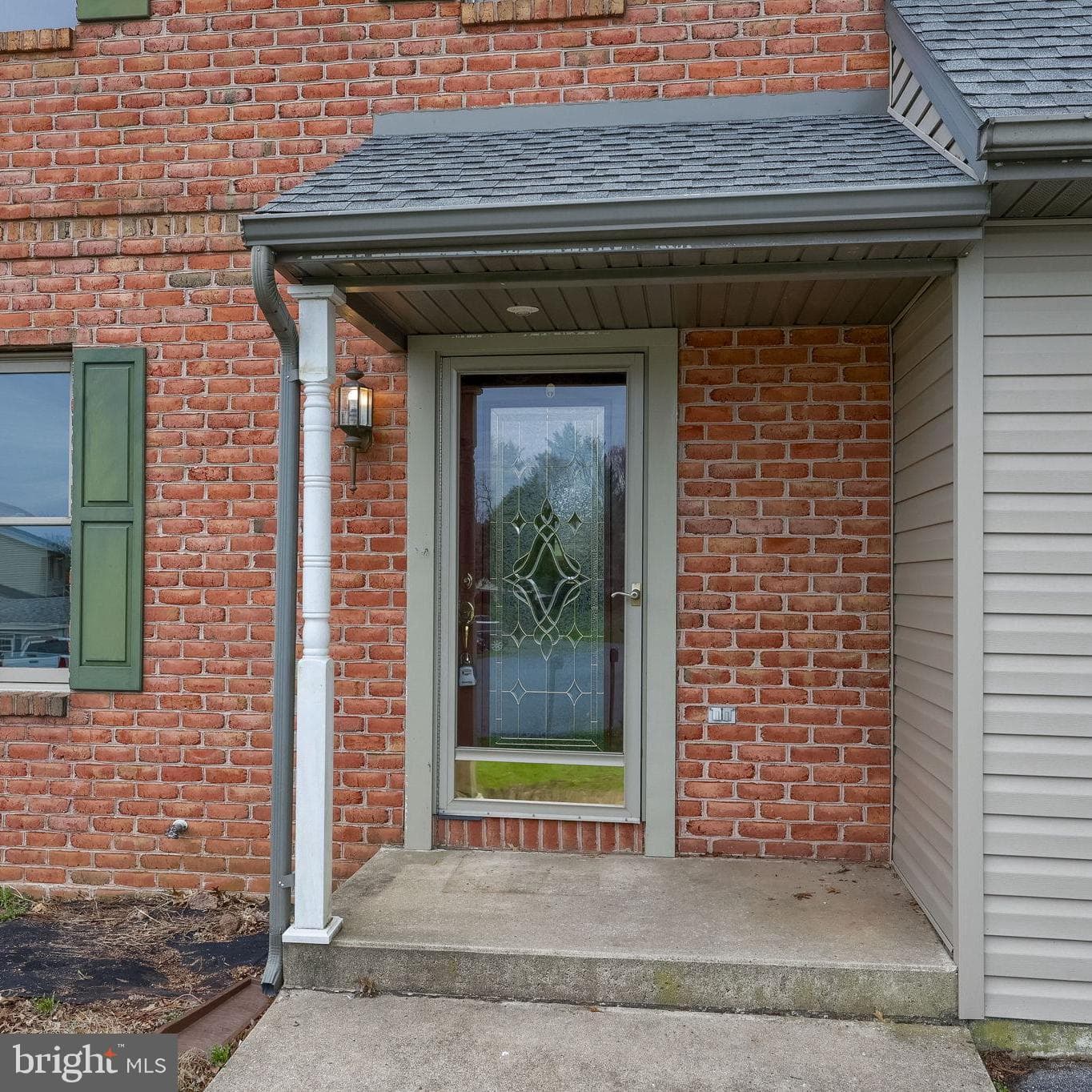 1001 Rebecca Drive photo 3