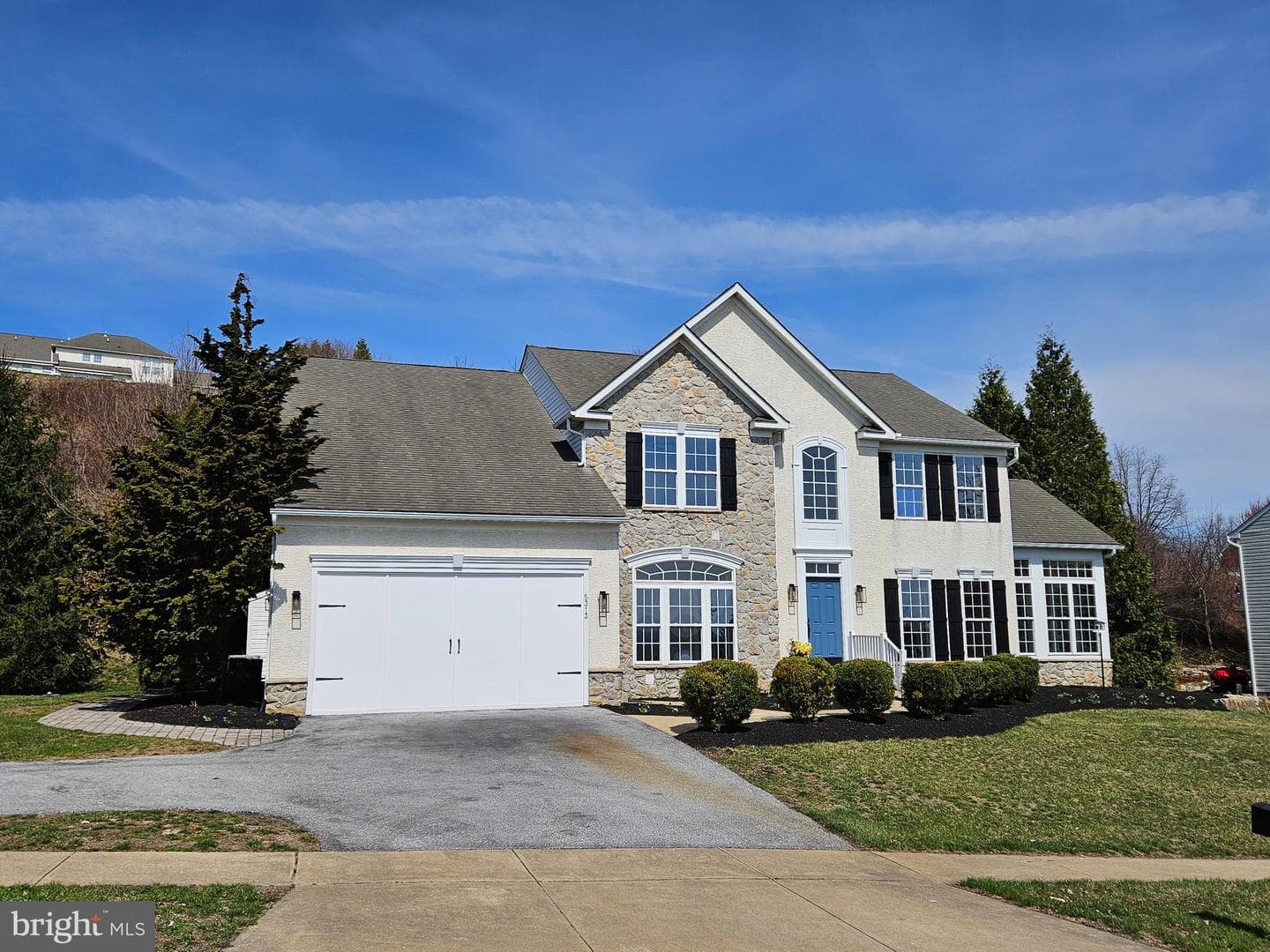 5313 Countryside Drive photo 2