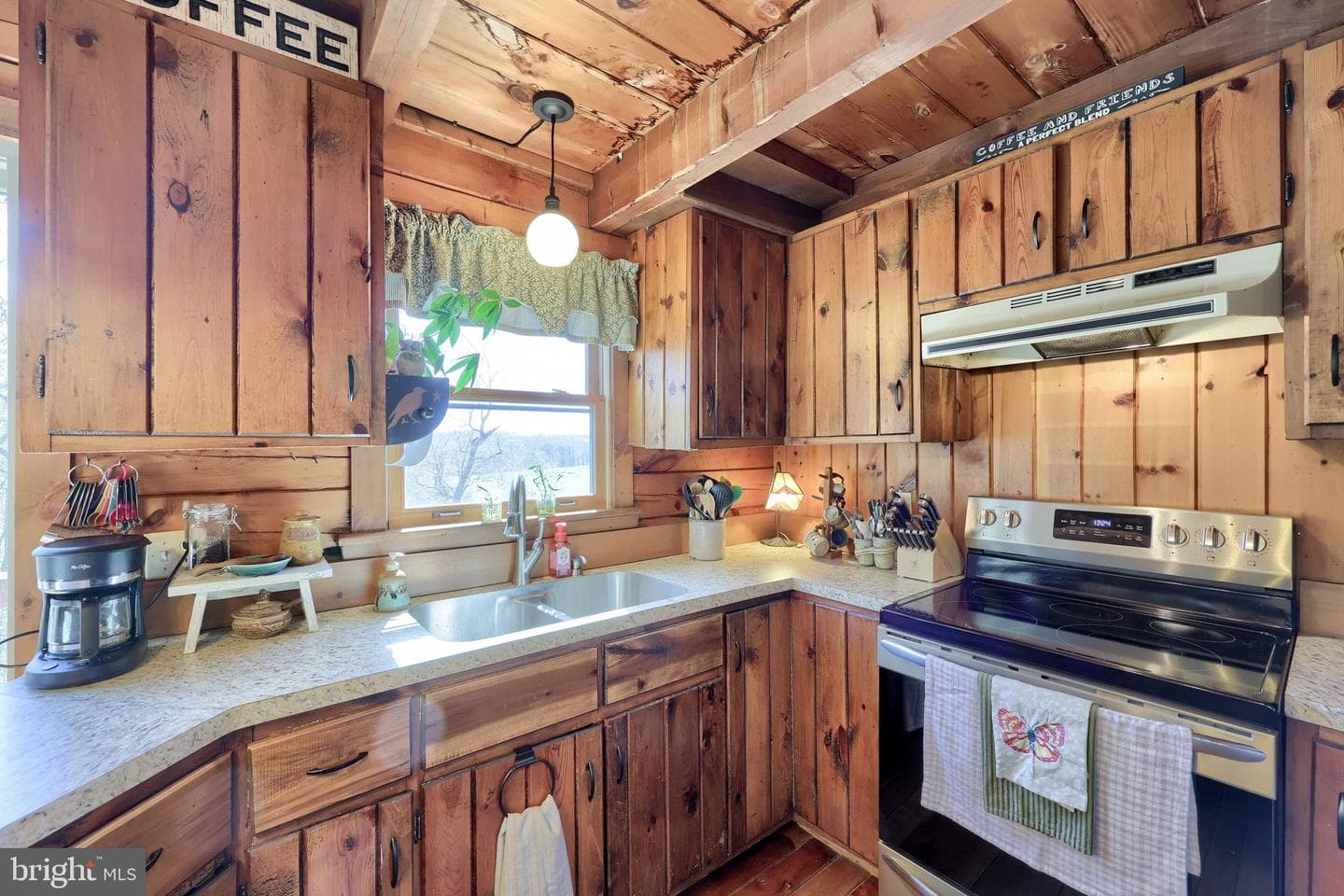 149 Douts Hill Road photo 15