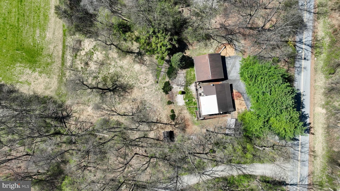 149 Douts Hill Road photo 72