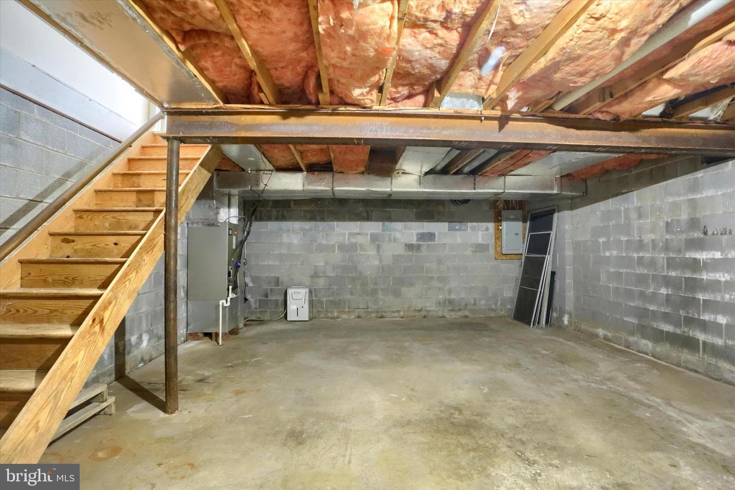 339 Cardinal Road photo 27
