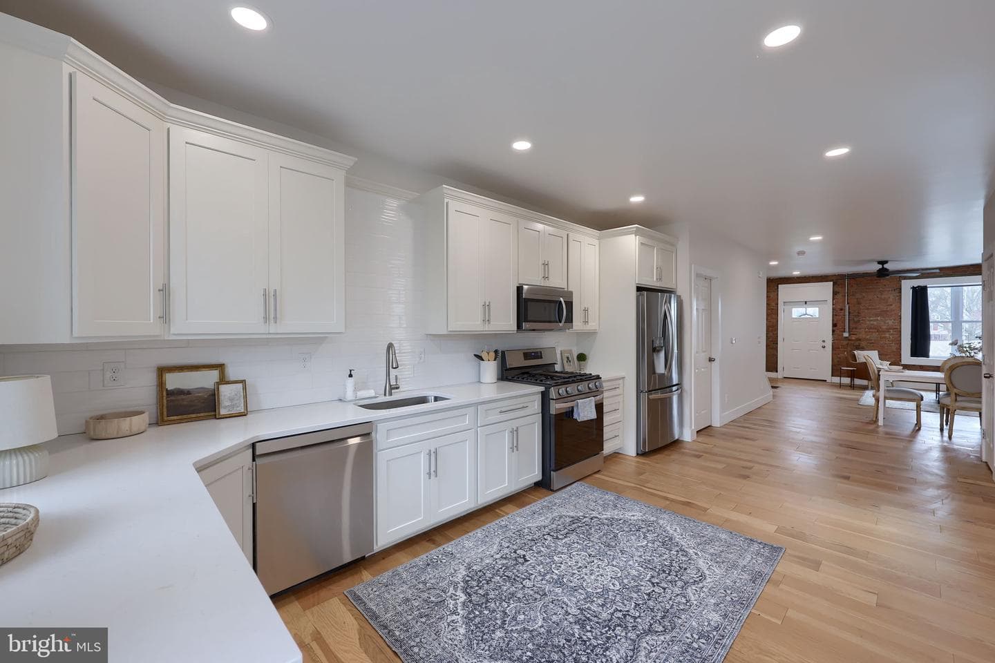 549 Rockland Street photo 13