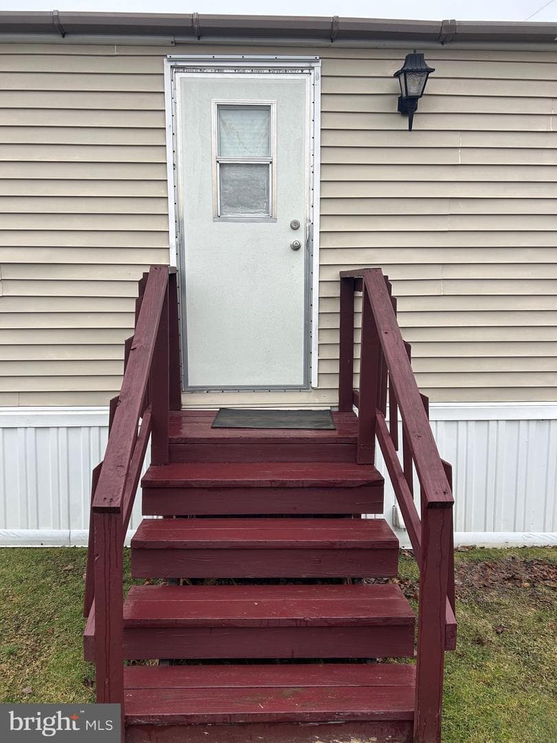 489 Brendon Drive photo 4