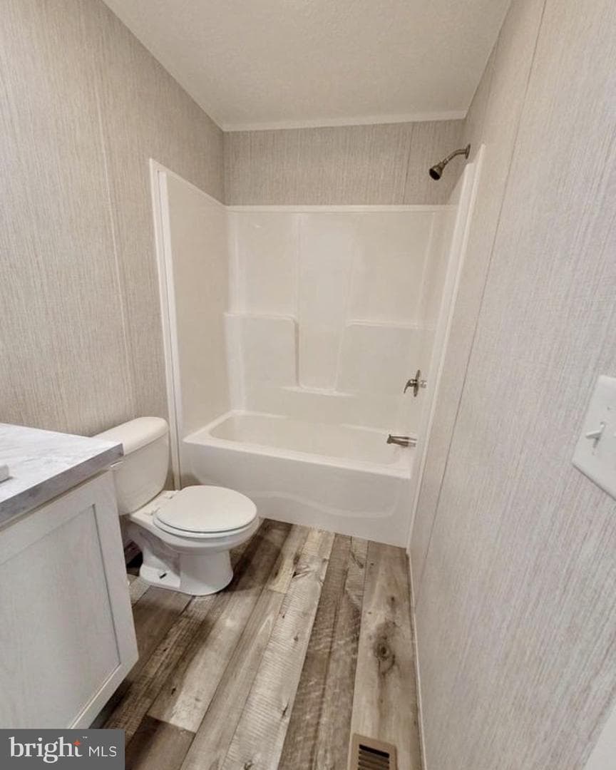 47 Hilltop Avenue photo 22
