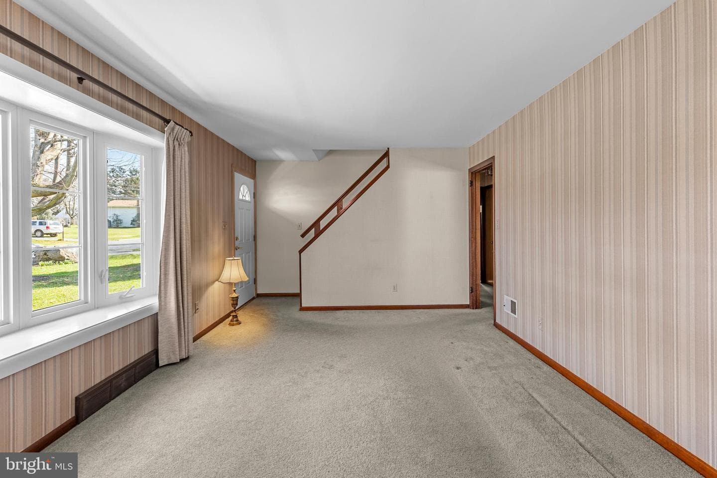 6260 Jeanette Drive photo 9