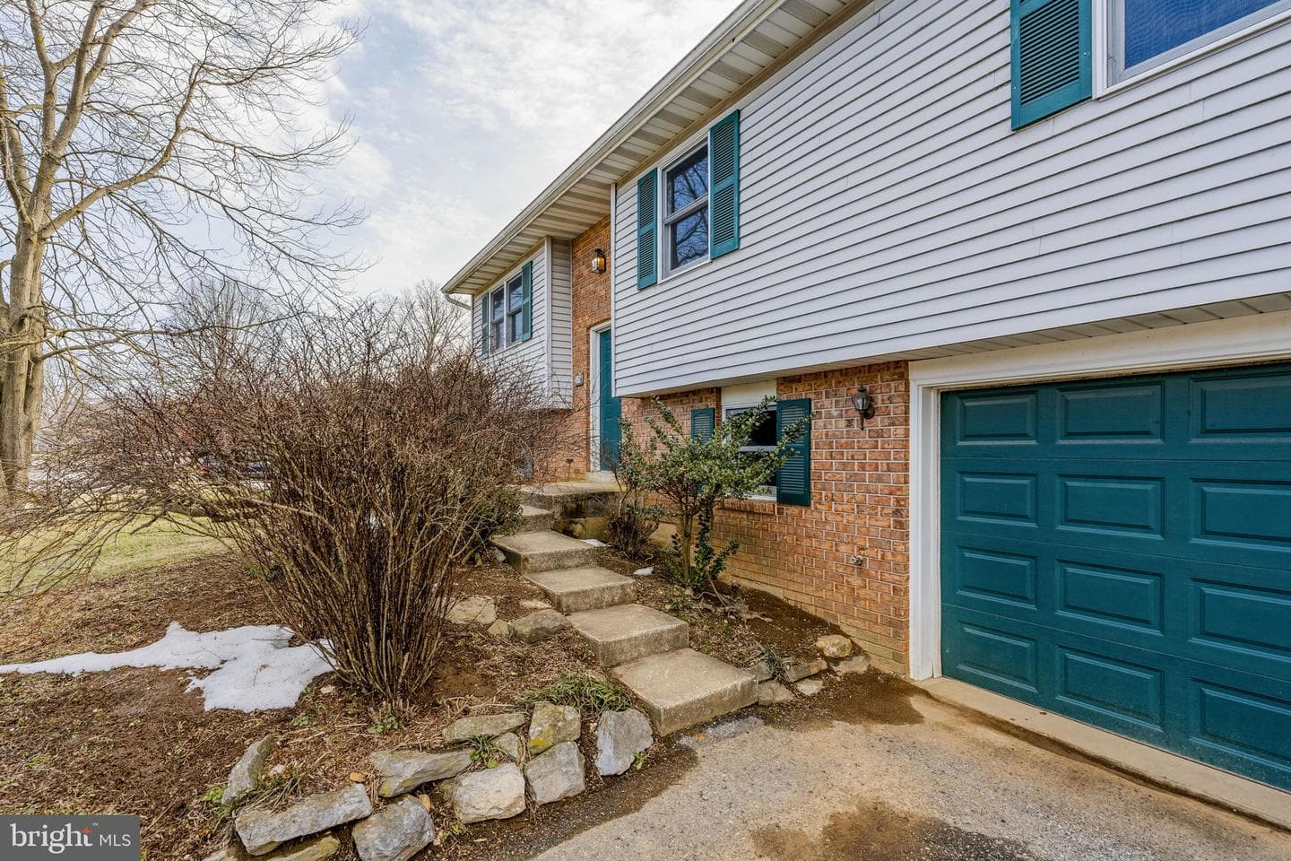 30 Buttonwood Drive photo 4