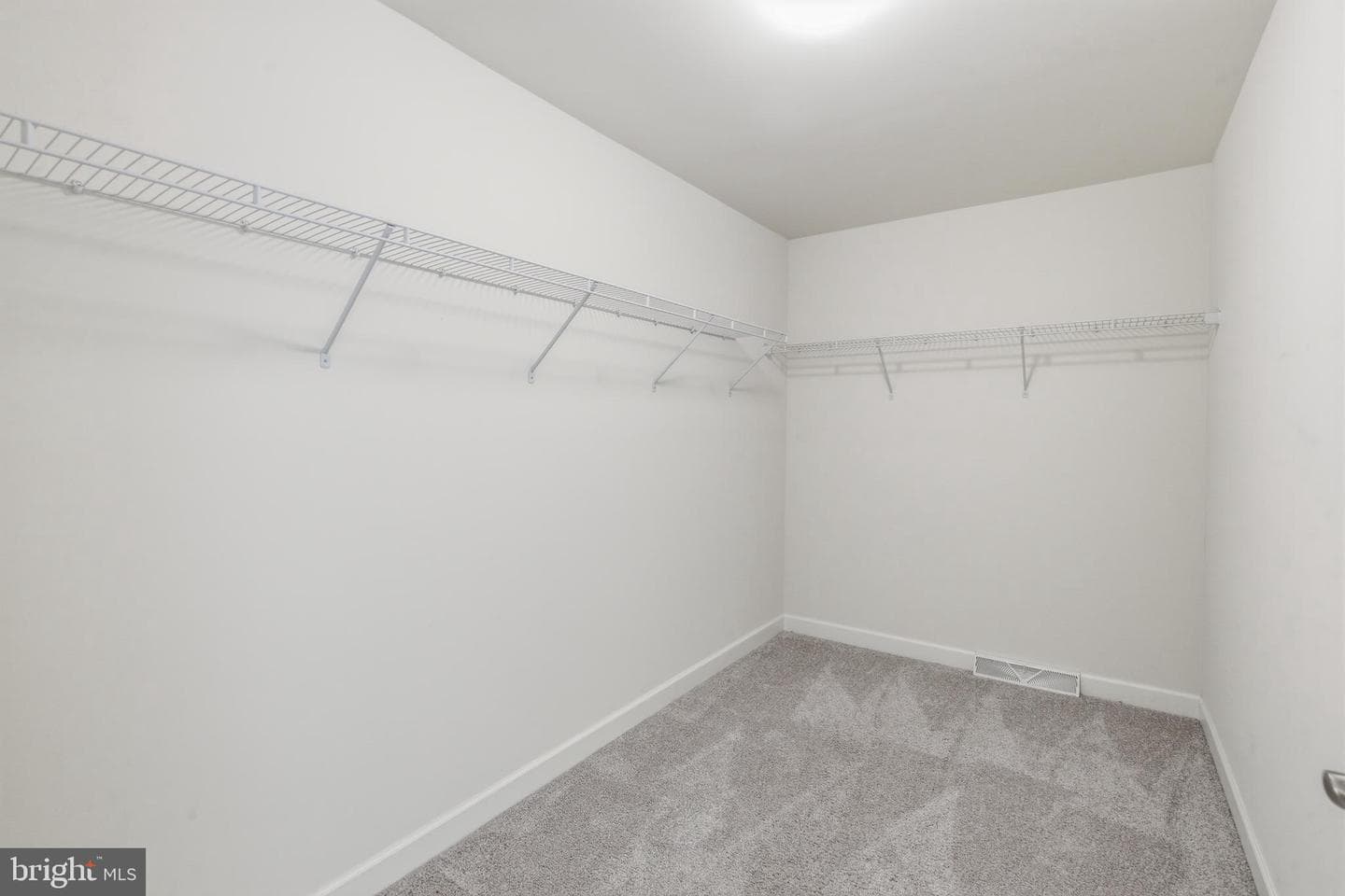 5256 Stonefield Drive photo 13