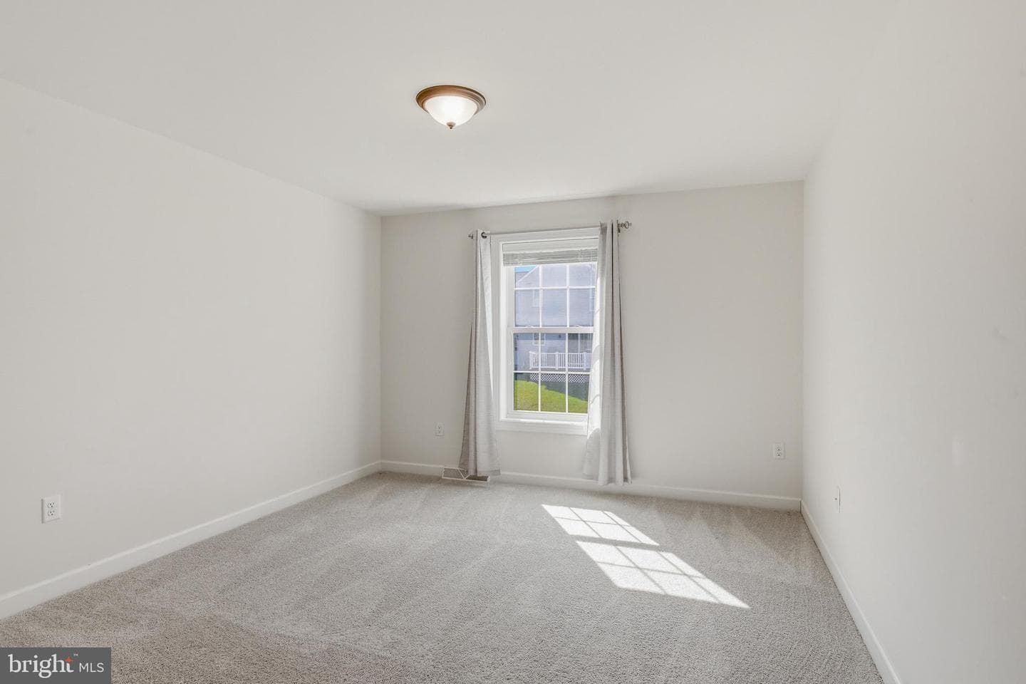5256 Stonefield Drive photo 21