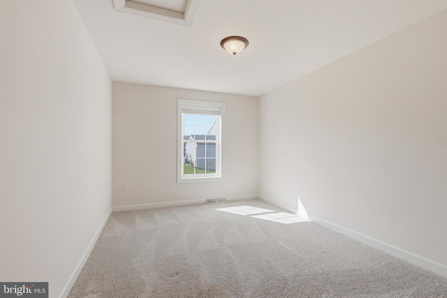 5256 Stonefield Drive photo 22