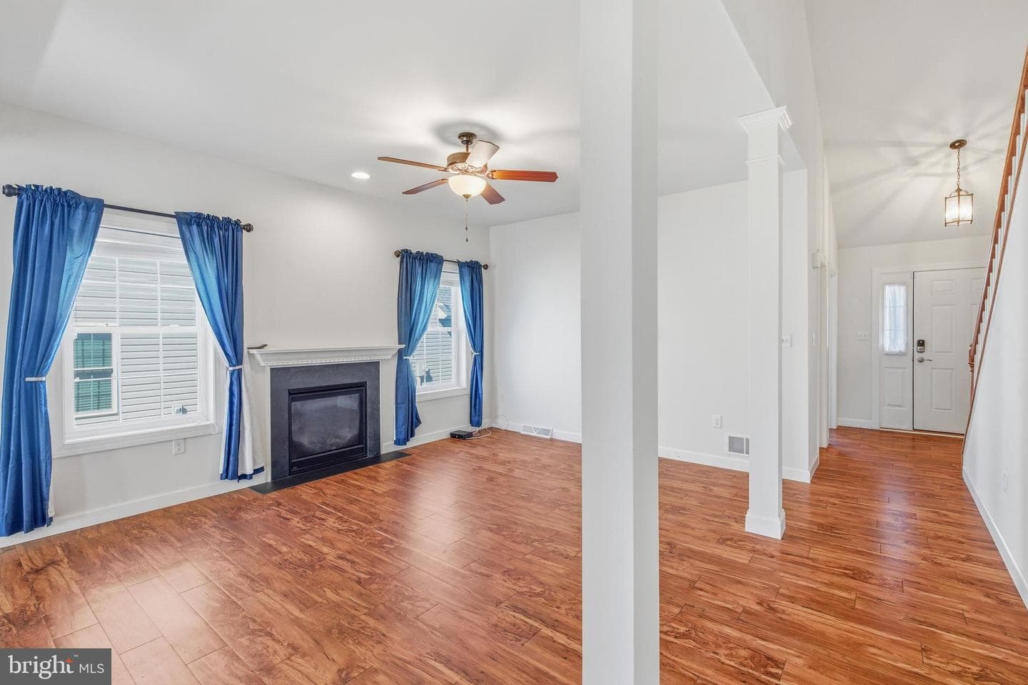 5256 Stonefield Drive photo 4