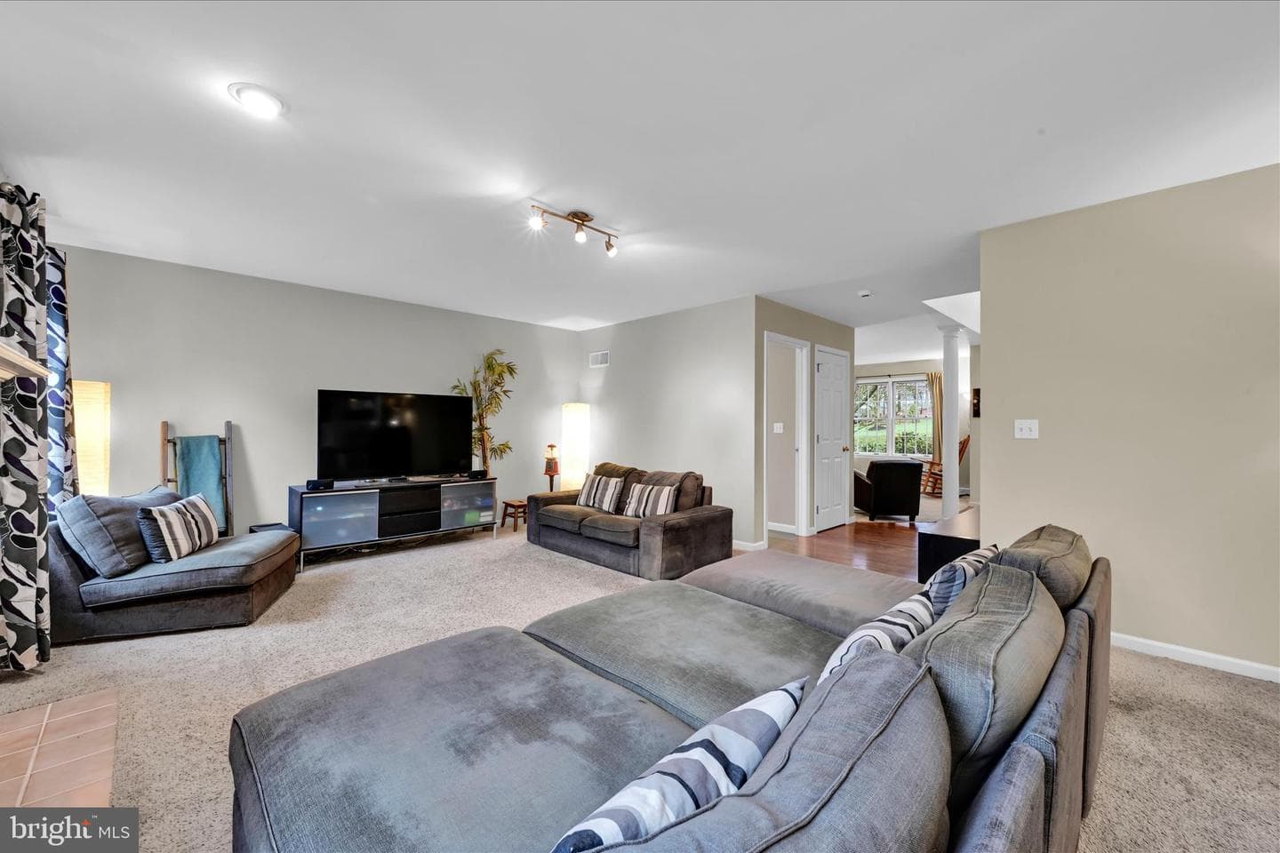 114 Crimson Lane photo 10