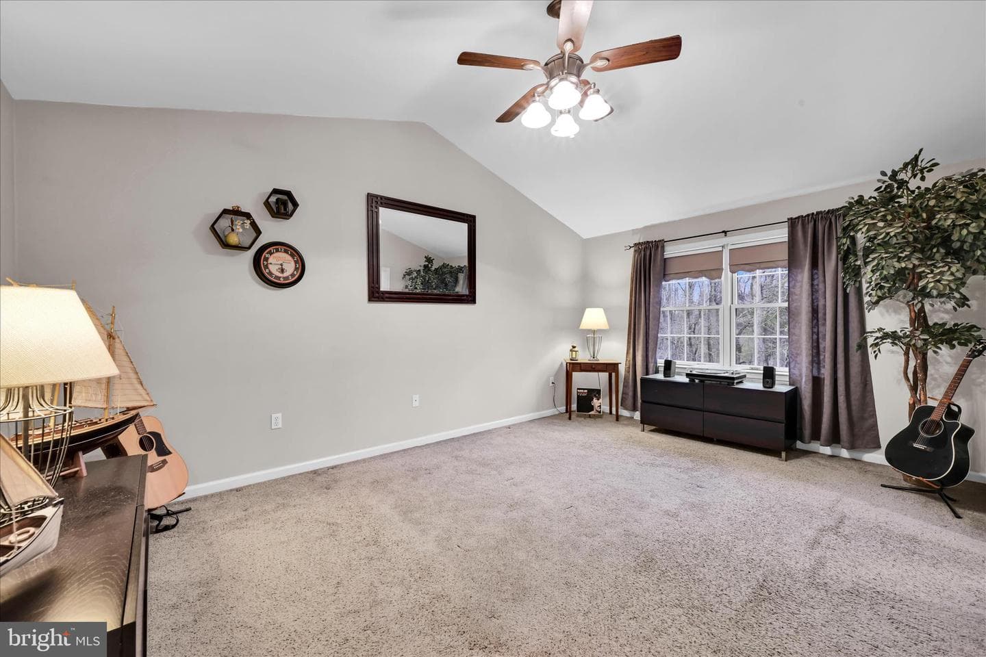 114 Crimson Lane photo 25