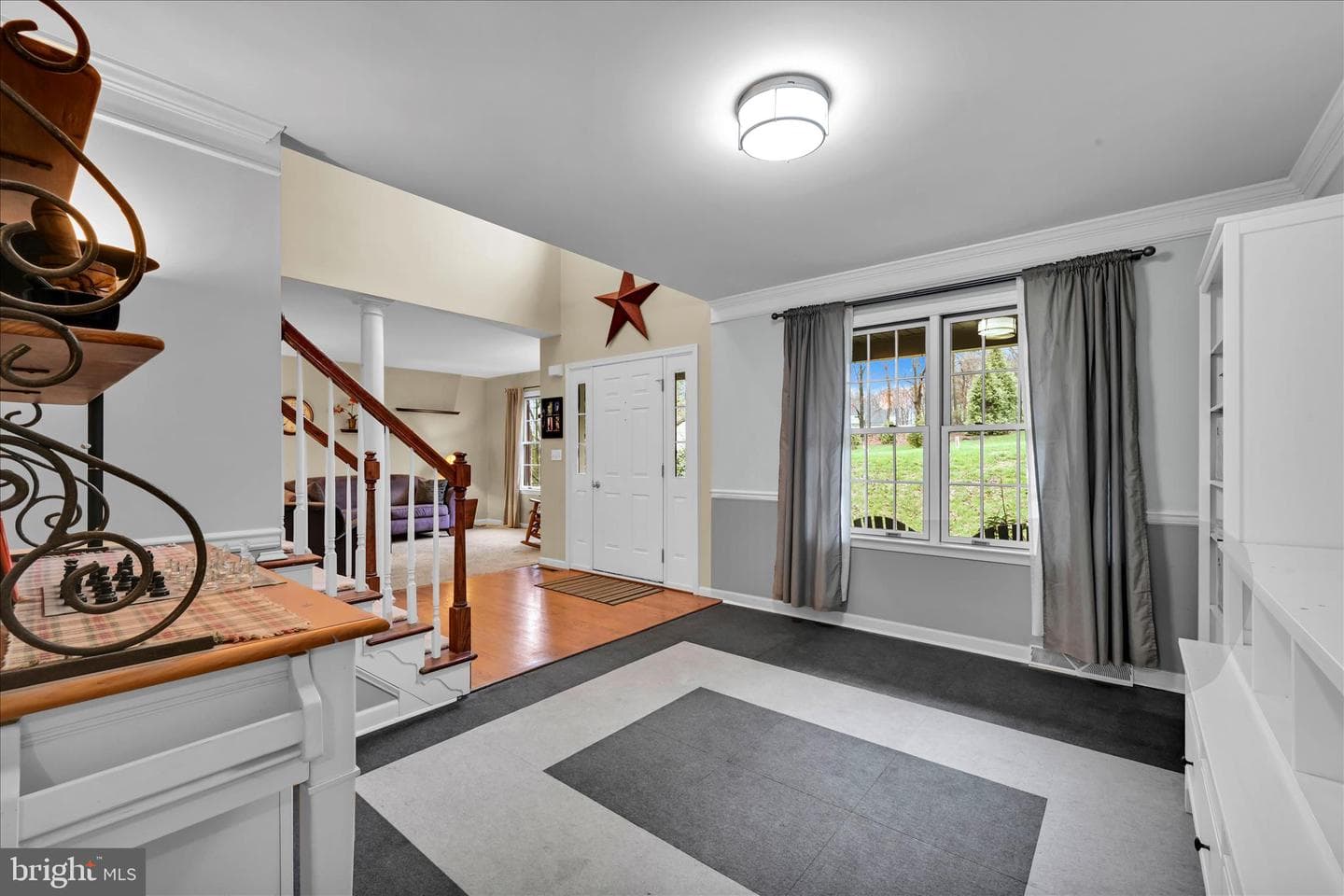 114 Crimson Lane photo 8